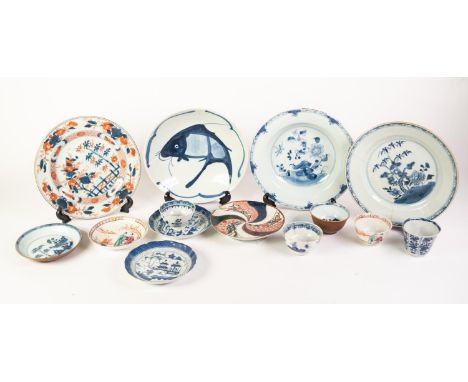 A CHINESE QING DYNASTY BATAVIAN WARE TEA BOWL AND SAUCER, the interiors in underglaze blue, the exteriors café-au-lait glazed