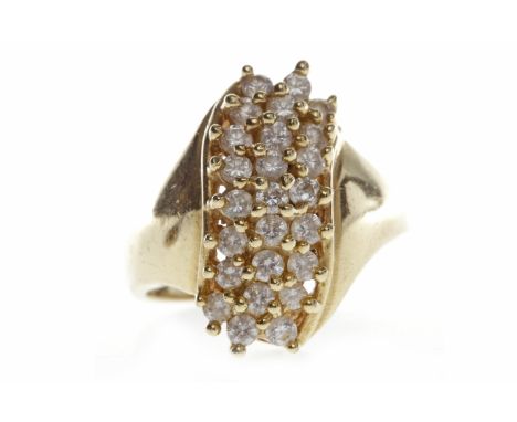 FOURTEEN CARAT GOLD GEM SET RINGset with three rows of round white gems, size L-M, 5.7g