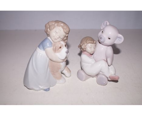 2 Nao figures 