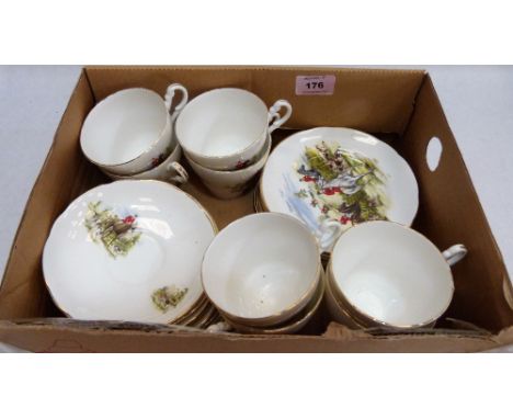 A Royal Stuart part tea service decorated with hunting scenes, 24 pieces