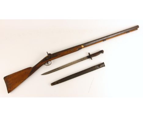 WORLD WAR I INTEREST: A British 1907 pattern bayonet by Wilkinson, the 43cm single edged fullered steel blade with maker's st