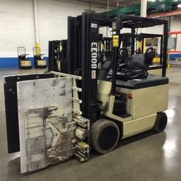 CROWN 36V/48V ELECTRIC FORKLIFT, 4,500 LB. CAP., 3-STAGE MAST ...