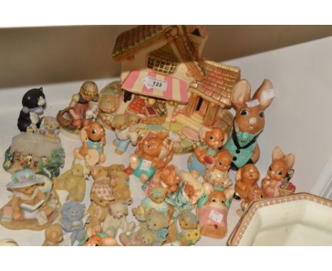 Ceramic Collectables - a Pendelfin Grocer's shop, Uncle Soames, Barrow Boy, Wakey, Twins;  etc, Cherished Teddies, Goebel Hum