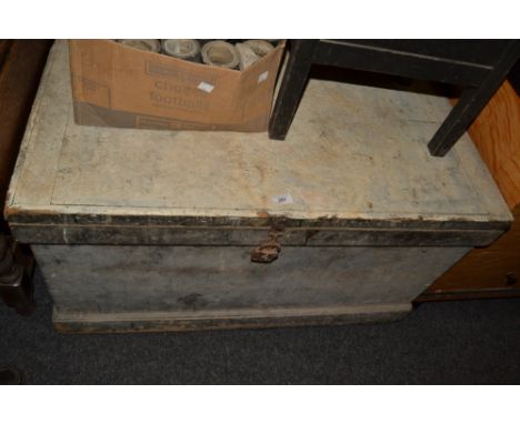 A pine painted tool chest 