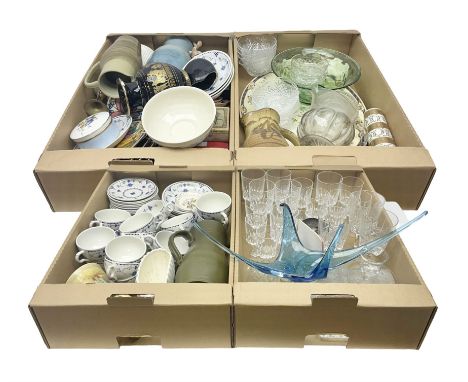Masons and Furnival Denmark pattern blue and white tea wares, together with a Royal Worcester trinket box, Leedsware bowl and
