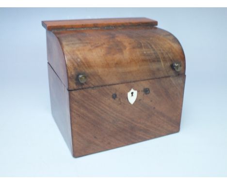 A VICTORIAN WALNUT VENEERED CADDY / BOX IN THE FORM OF A ROLL TOP DESK, with inlaid bone escutcheon plate and hinged lid, W 1