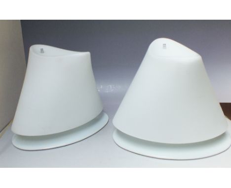VIBIA - A PAIR OF RETRO STYLE DESIGNER WHITE GLASS AND CERAMIC TABLE LAMPS, unusual free-form opaque white ribbed glass shade