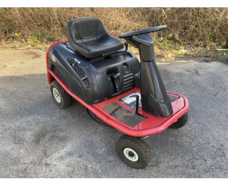 Lawnflite ride on mower comes with a Briggs Stratton engine with grass collection system in need of a new battery and comes w