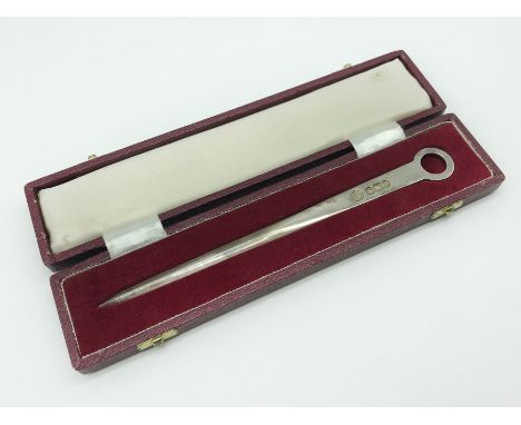HALLMARKED SILVER MEAT SKEWERWeight: 60gSize: 21.5cm