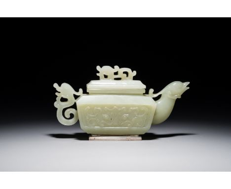 A Chinese silver-mounted jade 'dragon and phoenix' teapot, 19th C Dim.: 11,5 x 6 x 3,5 cm We have more lots available exclusi