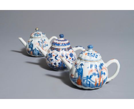 Three Chinese Imari-style teapots and covers, Kangxi H.: 10,5 cm - L.: 14 cm We have more lots available exclusively on our w