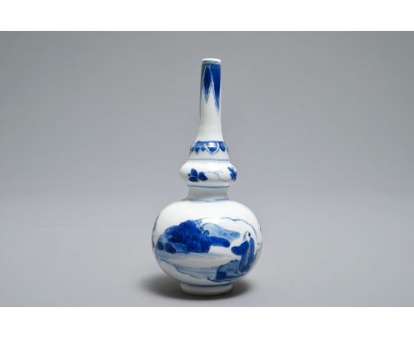 A Chinese blue and white double gourd vase, Kangxi H.: 15 cm We have more lots available exclusively on our website www.rm-au