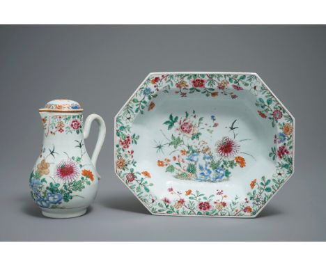 A Chinese famille rose ewer and basin with floral design, Qianlong H.: 22,5 cm (the ewer)Dim.: 35 x 28 x 7 cm (the basin) We 