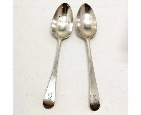 George III 1781 pair of silver spoons by Stephen Adams - 22cm &amp; total 141g 