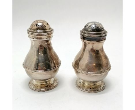 1972 silver pair of peppers in the antique style by C J Vander Ltd - 8.5cm &amp; 155g (total weight) 