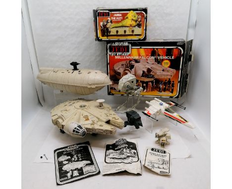 Star Wars Millennium Falcon in RARE variant box (has light sabre ball, false floor &amp; instruction sheet but lacks cannon),