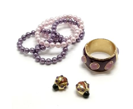 Costume bangle by ꟻR set with rose quartz, pair of ladybird clip-on earrings with wooden bodies &amp; bead necklace 
