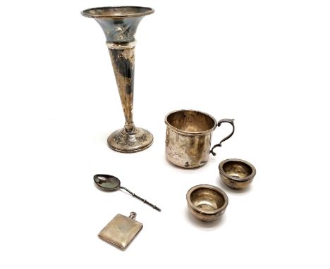 Qty of silver inc stamps (?) box by R Blackinton &amp; Co, pair of salts by R Wallace &amp; Sons (dents), spill vase mug and 