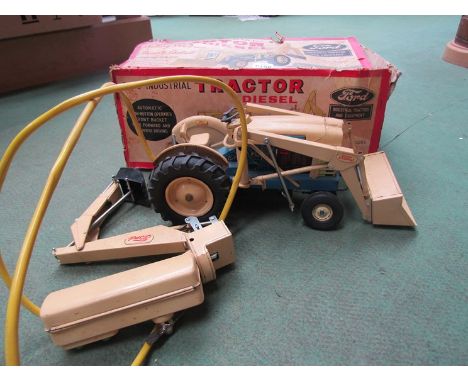 A boxed Ford 1/10 scale battery powered remote control 400 Industrial diesel tractor, box a/f