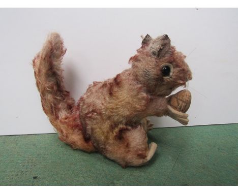 A vintage Steiff squirrel with button 