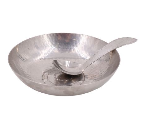 A 1960s Lakeland Rural Industries ( LRI ) Borrowdale hand worked stainless steel dish and conforming caddy spoon, 13 x 3 cm
