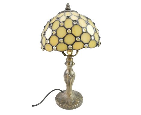 A Tiffany style table lamp, 36 cm 