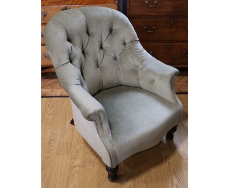 A contemporary Victorian style button back tub-armchair, 81 cm