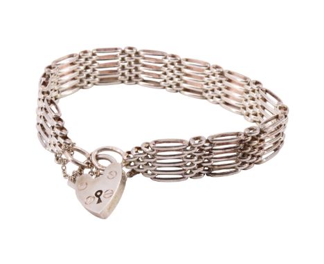 A silver gate-link bracelet, Sheffield, 1980, 21.28 g, 18 cm