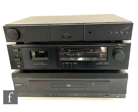 A Naim NAIT 5si Integrated Amplifier, serial number 433041, together with Oppo bdp 105, manufactured Nov 2013, serial number 