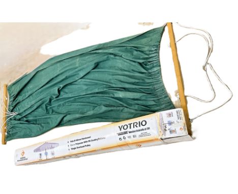 A green canvas hammock and a Votrio&nbsp;wooden garden umbrella (2)