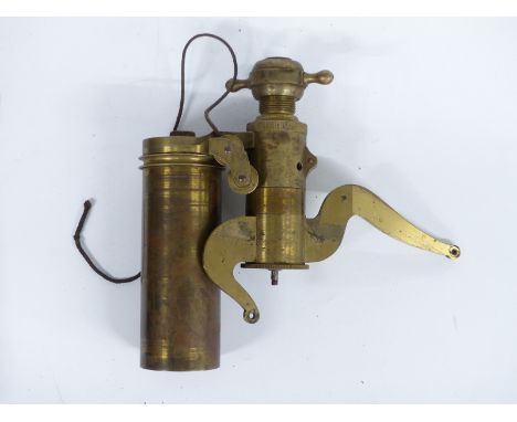 Richards' patent steam engine indicator, in original case