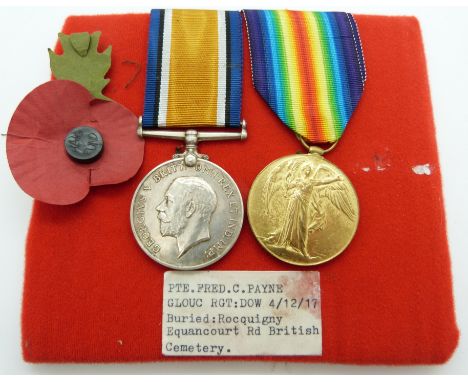 British Army WWI medals comprising War Medal and Victory Medal, named to 51952 Pte F C Payne Glosters/&nbsp;Gloucestershire R