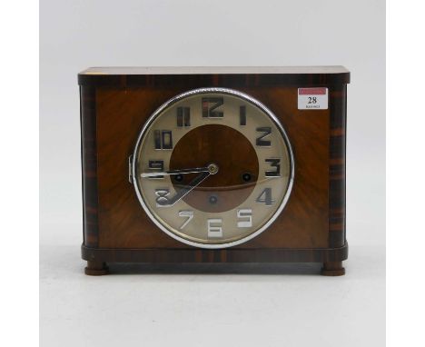 An Art Deco walnut cased 8-day mantel clock, striking on chimes, height 21cm