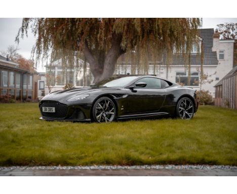 With only 25 units ever produced worldwide and one of only six for the UK-market, this special car merges Aston Martin’s lega