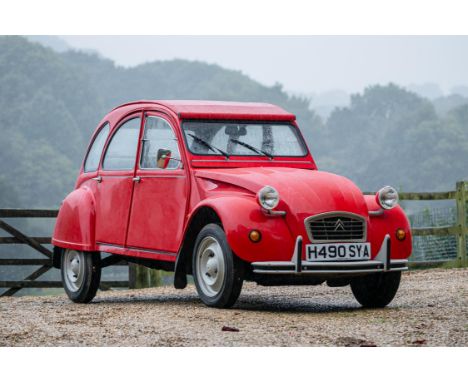 An incredible time-warp single owner Deux Chevaux with just over 550 miles from new and offered without Reserve. The Citroën 