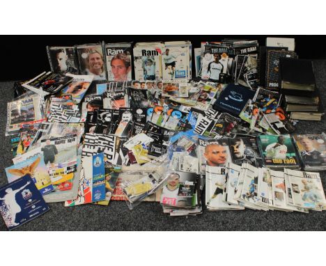 Sporting Football Interest - An extensive collection of Derby county ephemera, inc programmes, season tickets, away ticket st