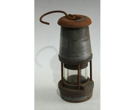 A miner's lamp