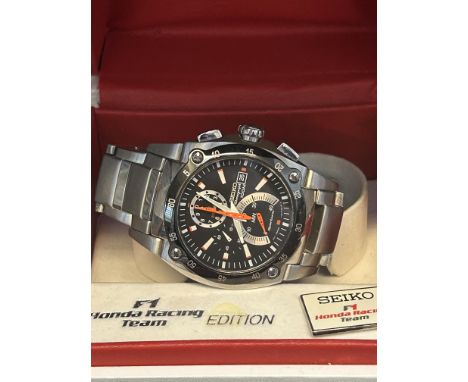 Seiko chronograph Honda racing team edition wristwatch with box & racing team badge 