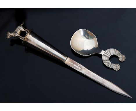 A modern Irish Commemorative "Gleninsheen Collar" silver caddy spoon with curved shaped bowl, by Thomas O'Connor &amp; Sons L