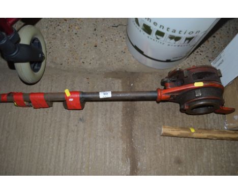 A set of BSP pipe stock and dyes 