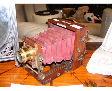 J Lancaster &amp; Son English field camera 'The 1896 Instantograph' 