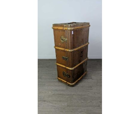 CABIN TRUNK,95cm wide, along with another (2)