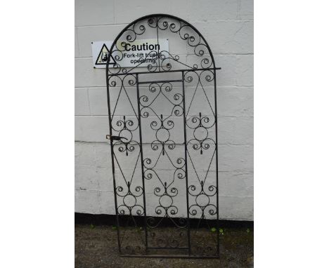 Iron gate h190cm w83cm