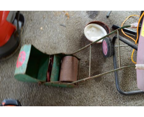 VINTAGE SMALL LAWNMOWER FOR CHILDREN