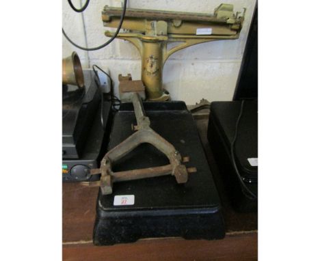 CAST IRON SET OF SCALES 