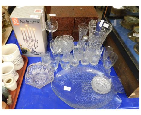 NACHTMAN CANDELABRA BOXED, TOGETHER WITH MIXED GLASS WARES, A FISH GLASS PLATTER ETC 