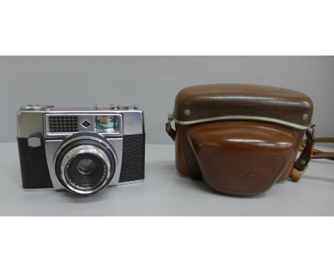 An Agfa camera, cased 