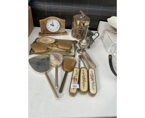 AN ASSORTMENT OF ITEMS TO INCLUDE VANITY SETS, A JUG AND A MANTEL CLOCK ETC 
