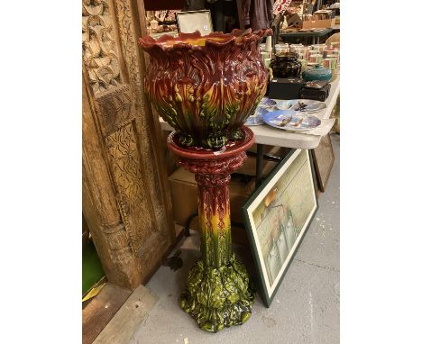 A LARGE CERAMIC JARDINIERE AND PEDESTAL A/F - APPROX. H:107CM INCLUDING JARDINIERE 