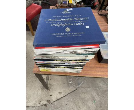 A LARGE QUANTITY OF VINTAGE LP RECORDS 